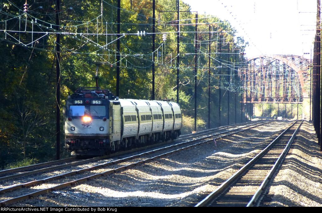 Toaster approaching Exton, PA station with eastbound Keystone service.